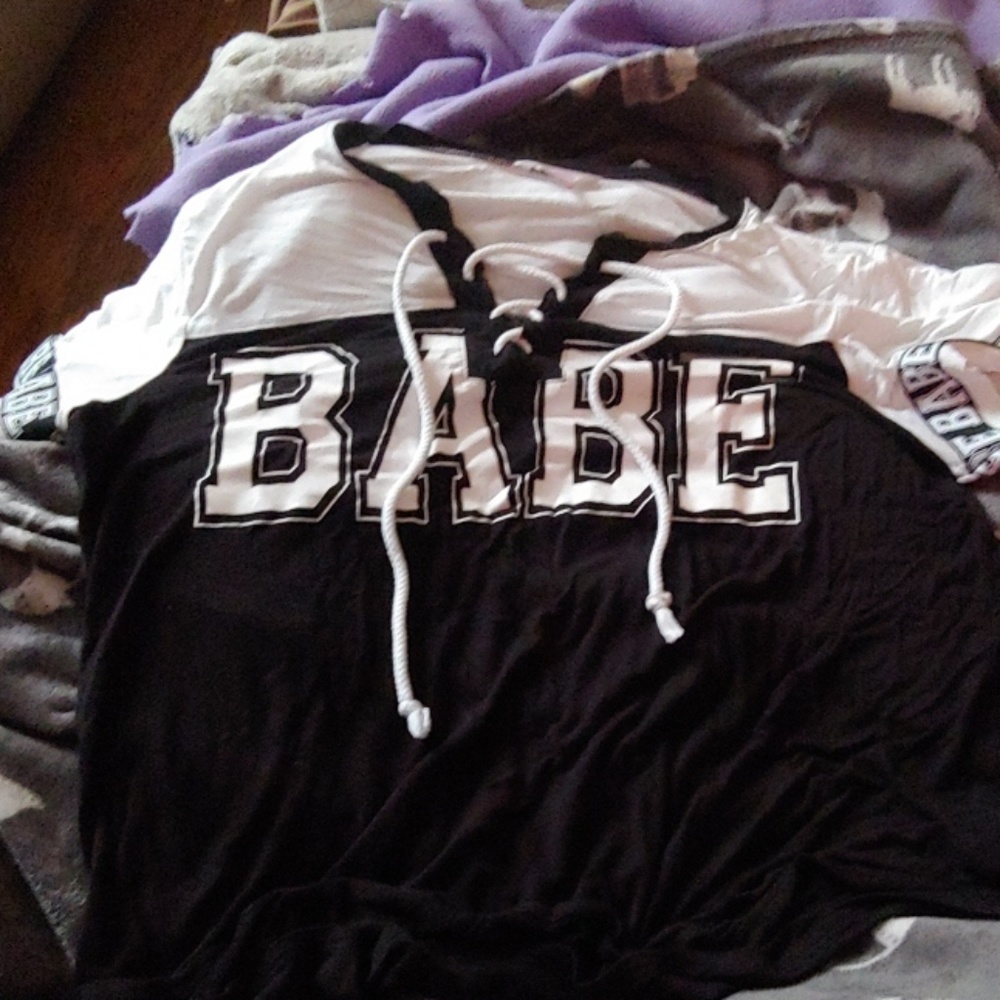 Babe shirt